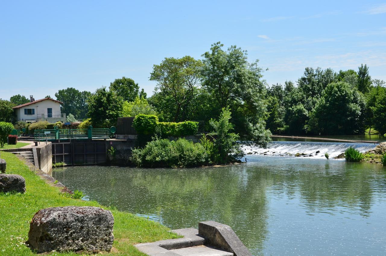 La Tonnellerie Bed & Breakfast Chateauneuf-sur-Charente Luaran gambar